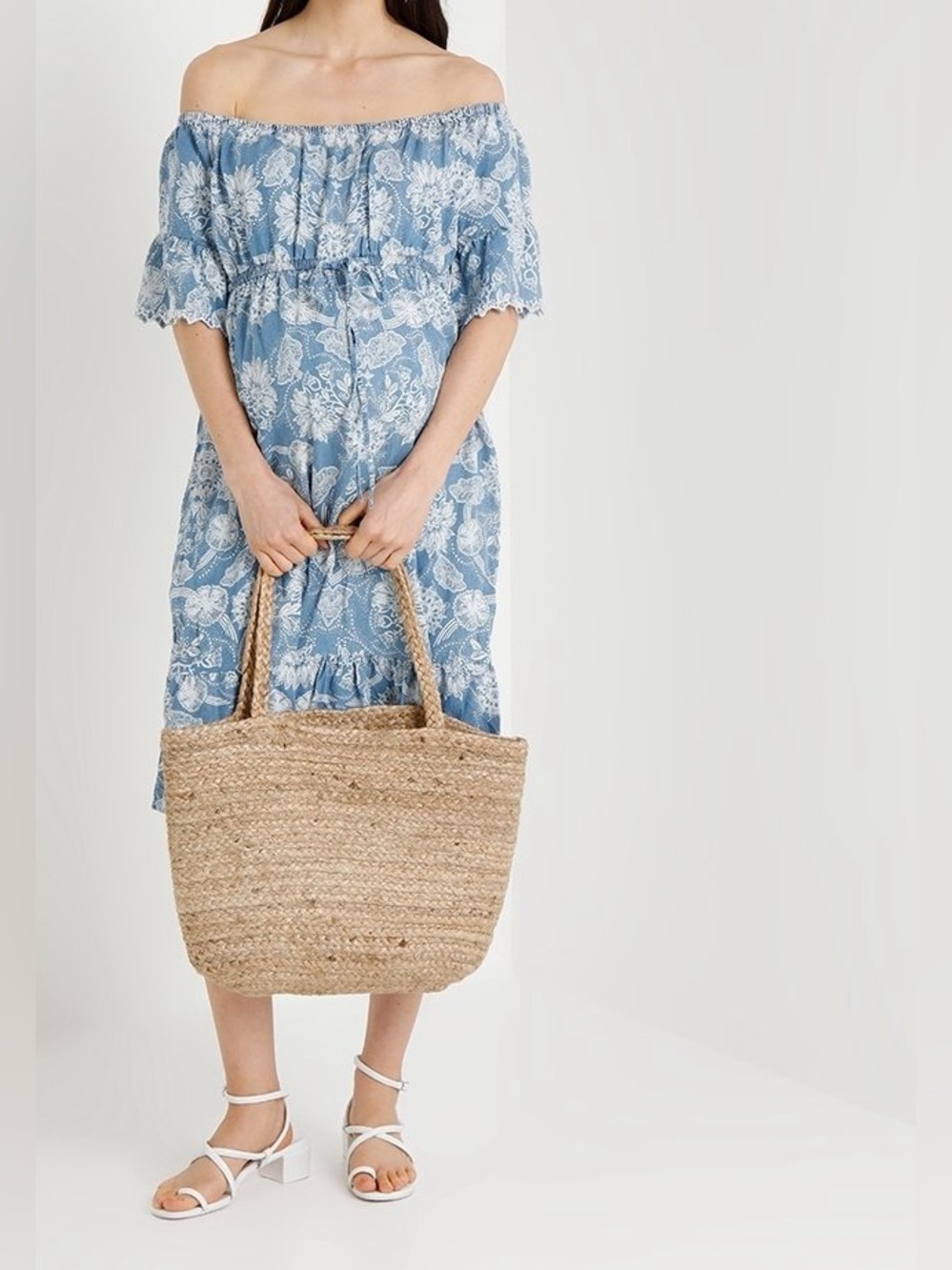 Gap Off-Shoulder Blue Floral Maternity Dress in TENCEL - Picture 3 of 6